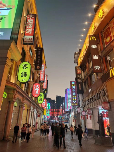 探索深圳踩踏会所,私密踩踏之旅的绝佳选择 探索深圳踩踏会所,私密踩踏之旅的绝佳选择